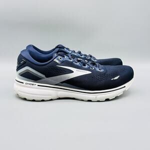 Brooks Shoes Womens 9.5 Wide Navy Blue Ghost 15 Cushioned Running Sneakers